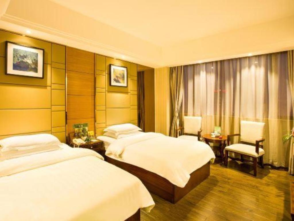 Greentree Inn Guangdong Jieyang Bus Terminal Station Ronghua Avenue Business Hotel Екстер'єр фото