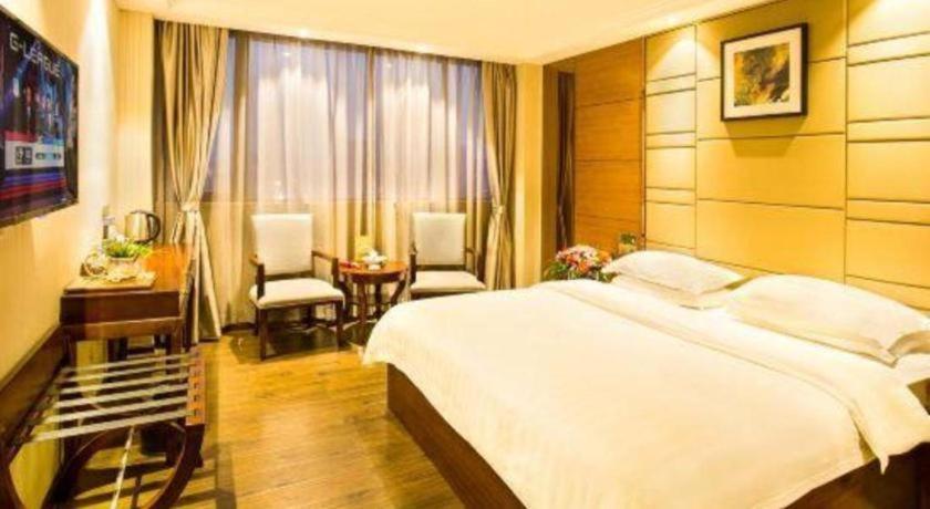 Greentree Inn Guangdong Jieyang Bus Terminal Station Ronghua Avenue Business Hotel Екстер'єр фото